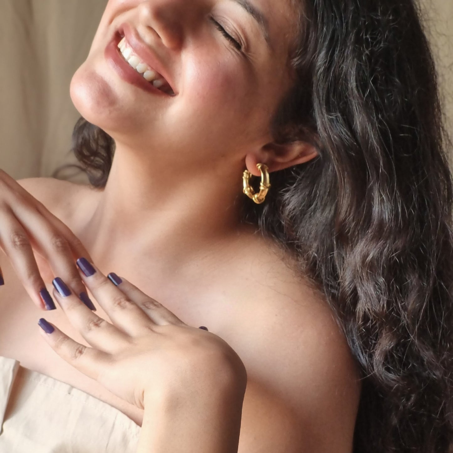 Tie charm hoops|Gold plated